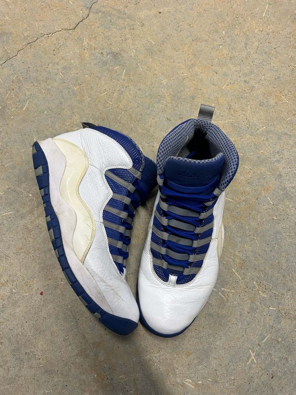 Air Jordan 10 retro royal blue Size 12